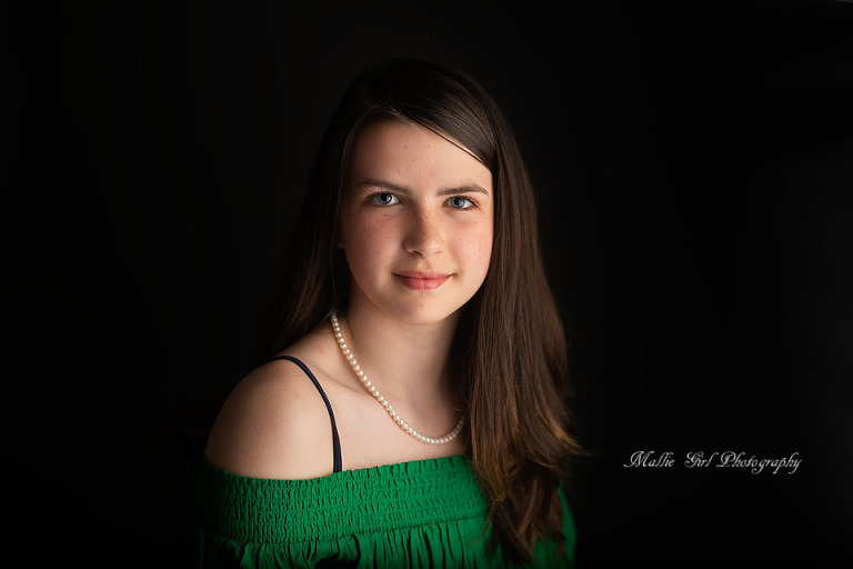 Studio Mini Session/Tween Girls Headshots Gallery - Mallie Girl Photography